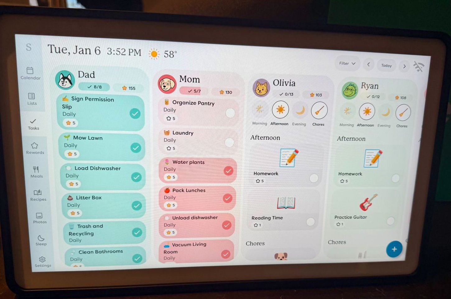 Skylight Calendar 2: IA e software são o verdadeiro diferencial