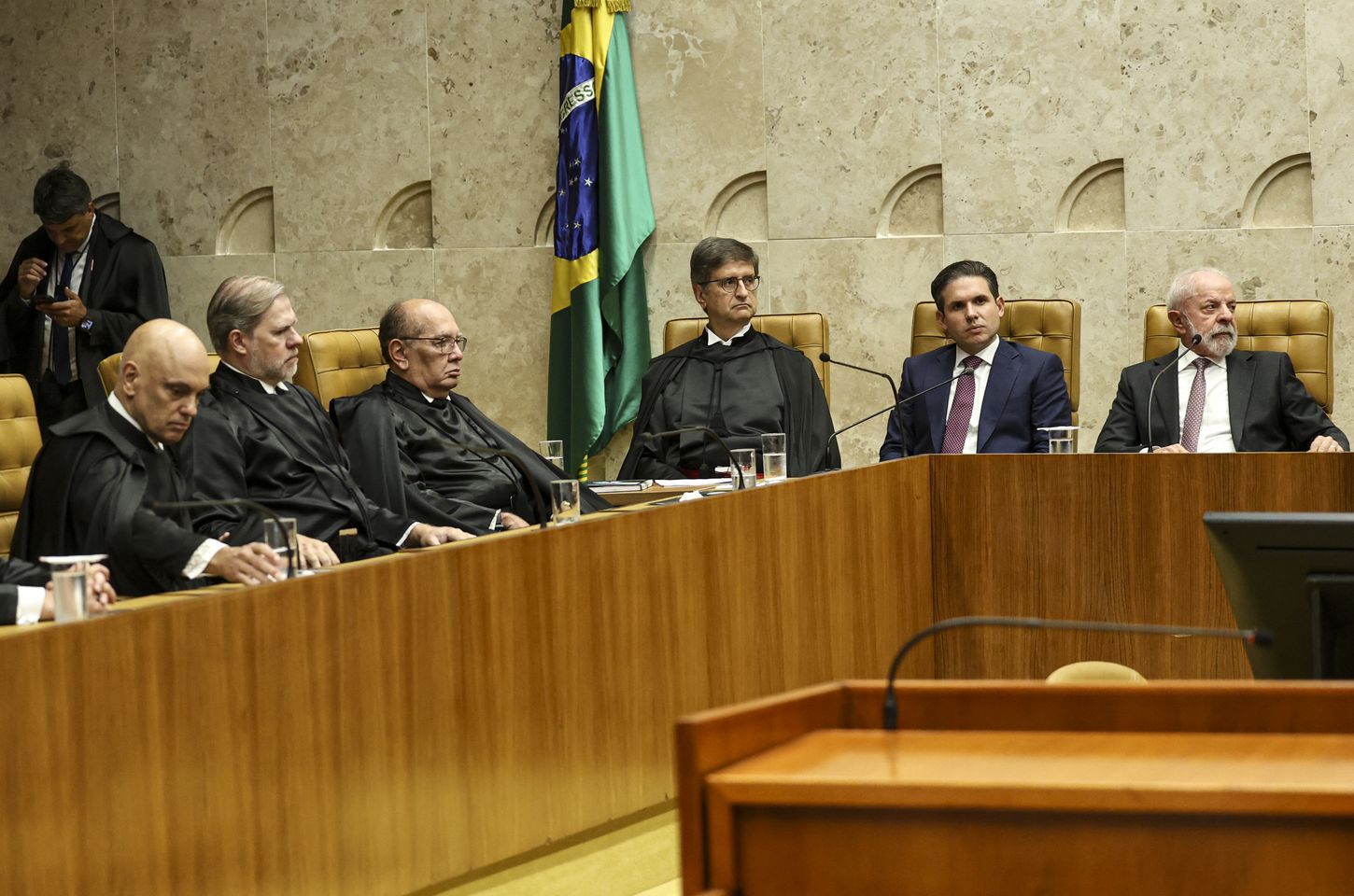 STF abre ano judiciário de 2026 com presença de Lula e cúpula do Congresso