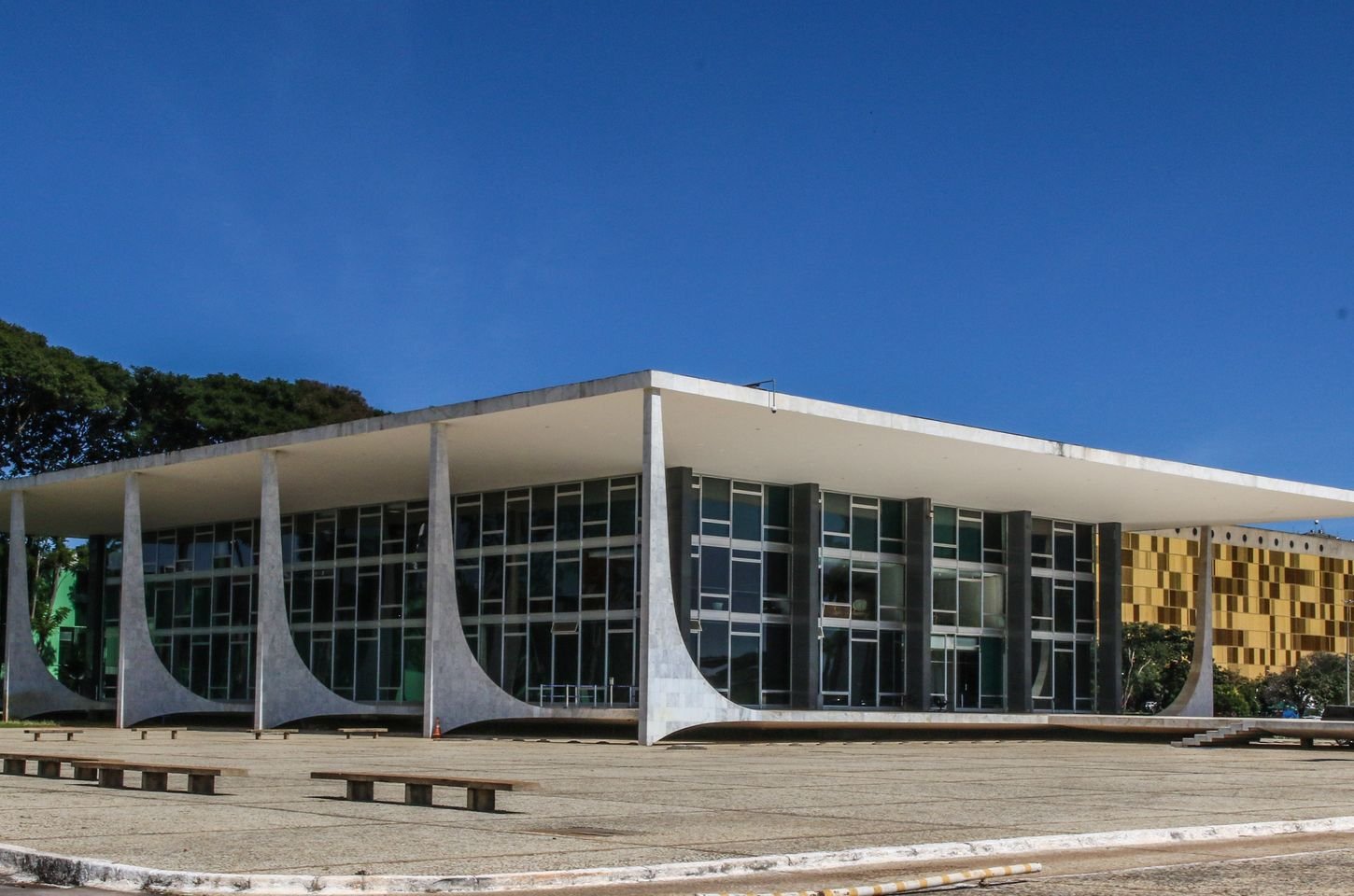 STF decide nesta terça-feira condenação de réus do núcleo 2 da trama golpista