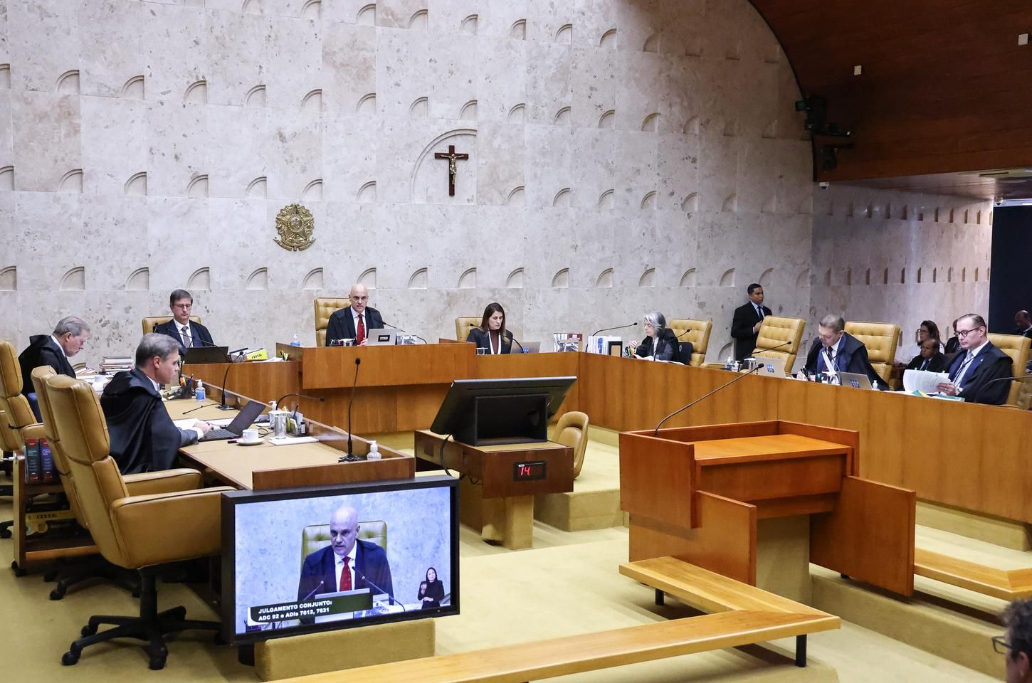 STF valida lei da igualdade salarial entre homens e mulheres por unanimidade