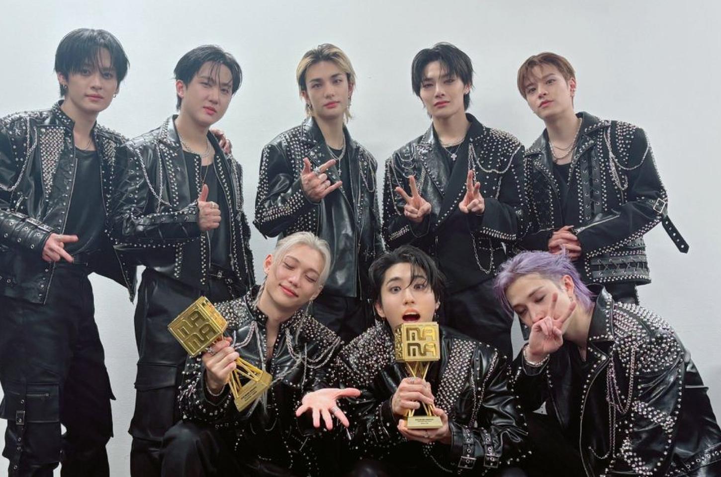 Stray Kids vence Álbum do Ano no MAMA 2025 e agradece fãs com emoção