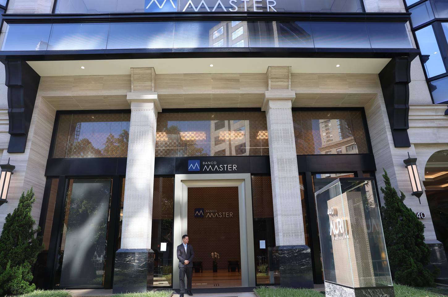 Supremo eleva sigilo em caso do Banco Master após pedido da defesa