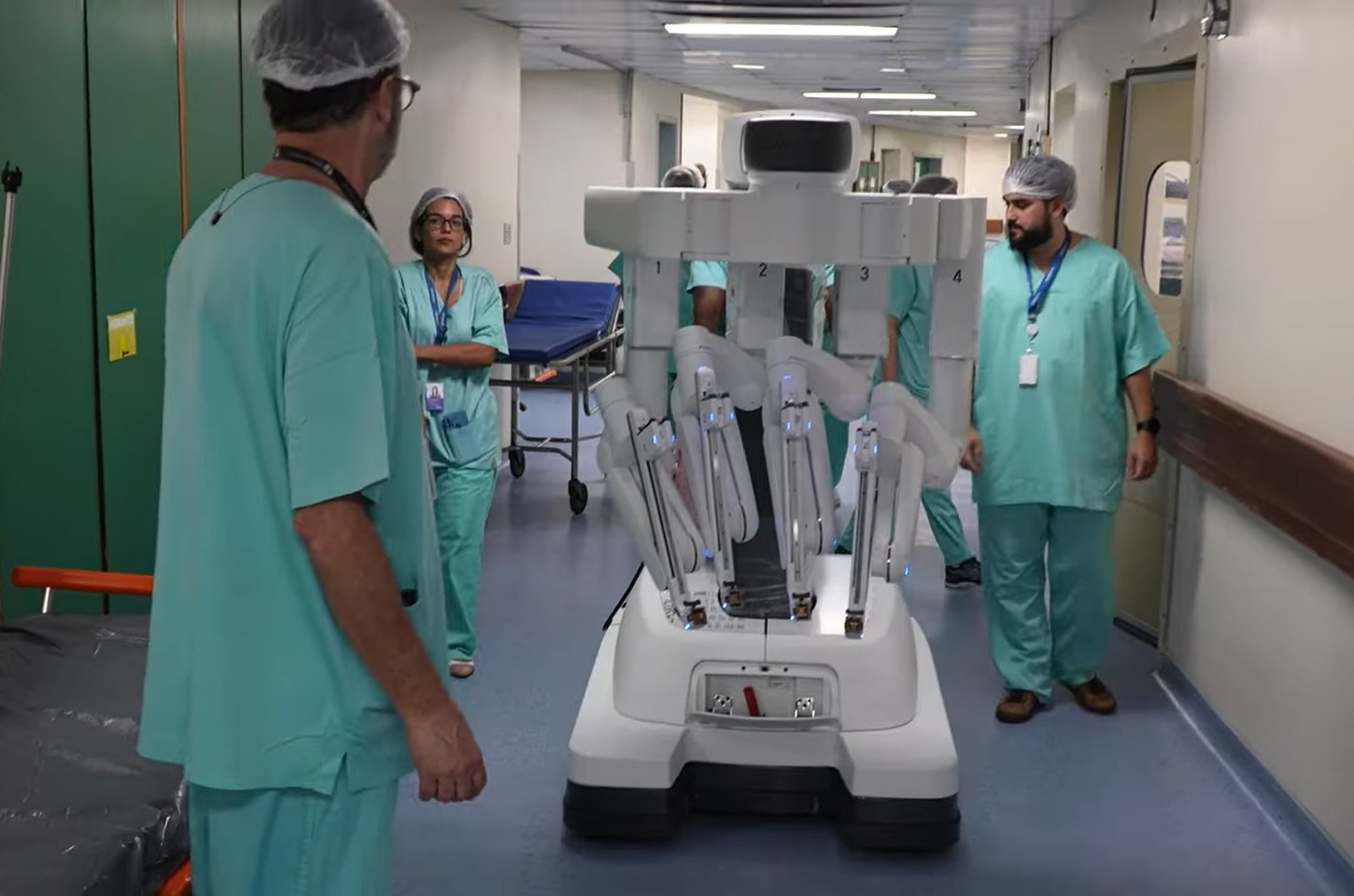 SUS inaugura primeiro centro de formação em cirurgia robótica do país