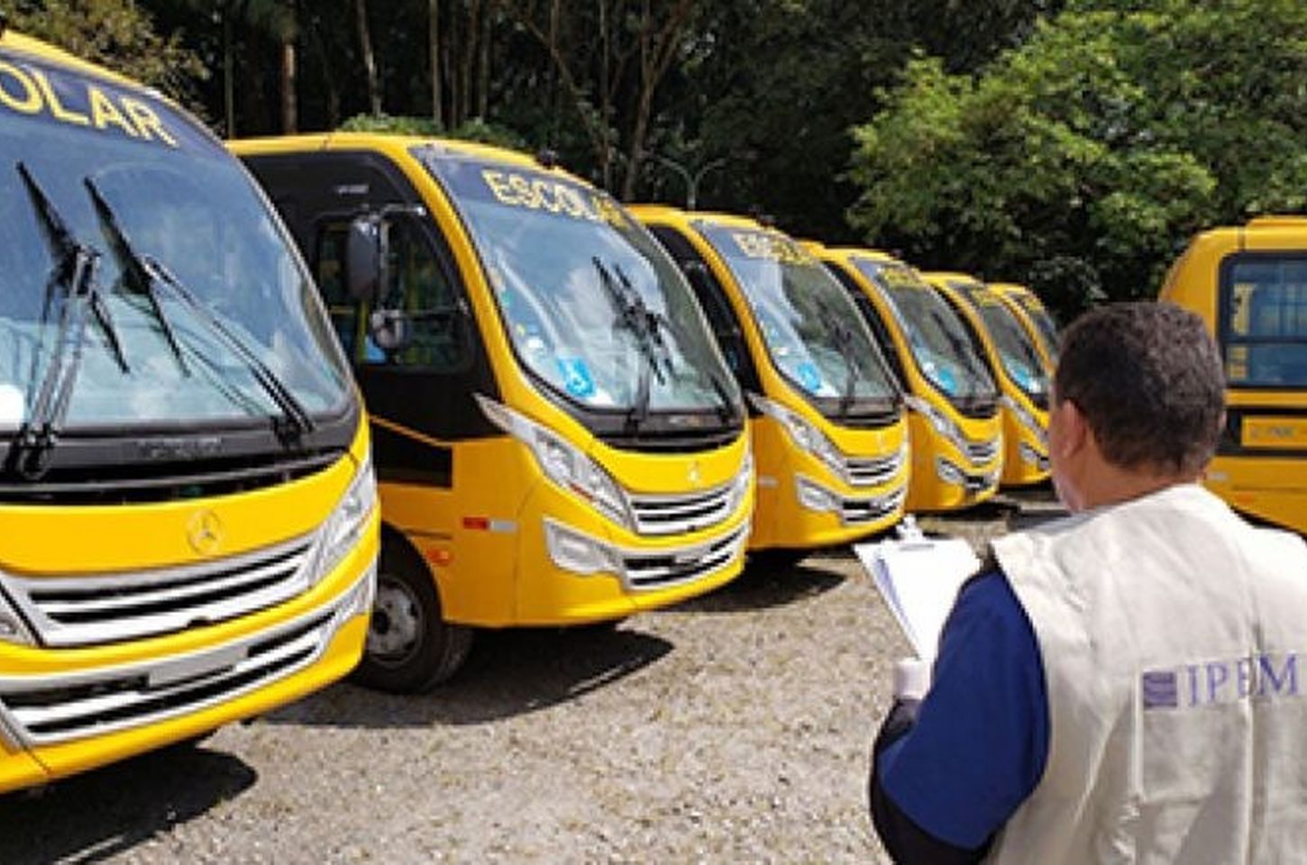 Tacógrafo: o equipamento obrigatório que garante segurança no transporte escolar