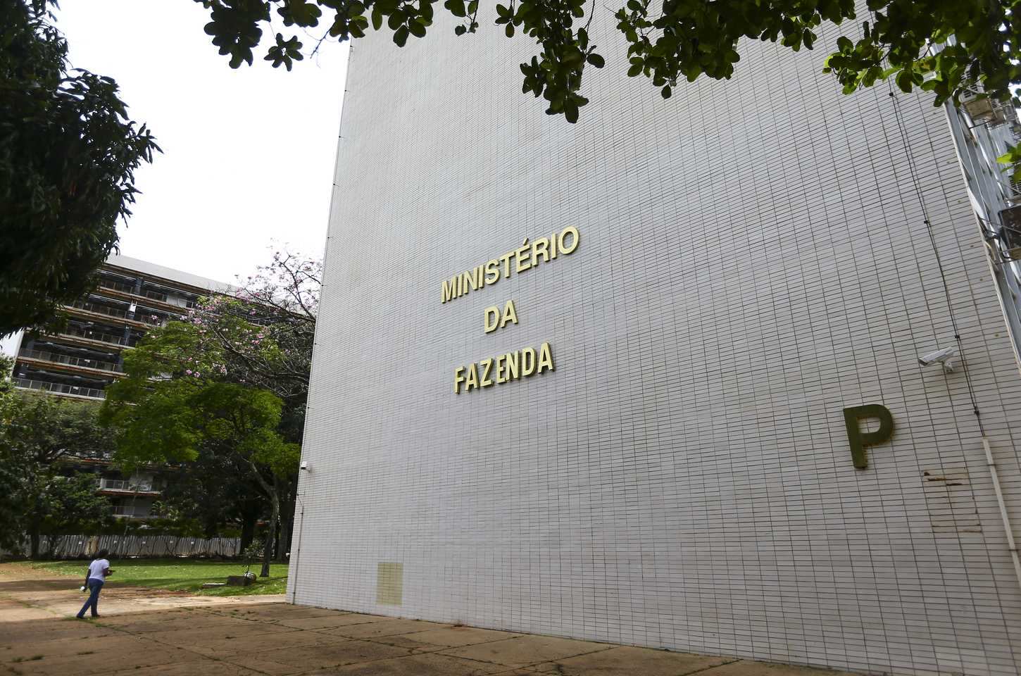Tesouro Nacional capta US$ 4,5 bilhões no mercado internacional