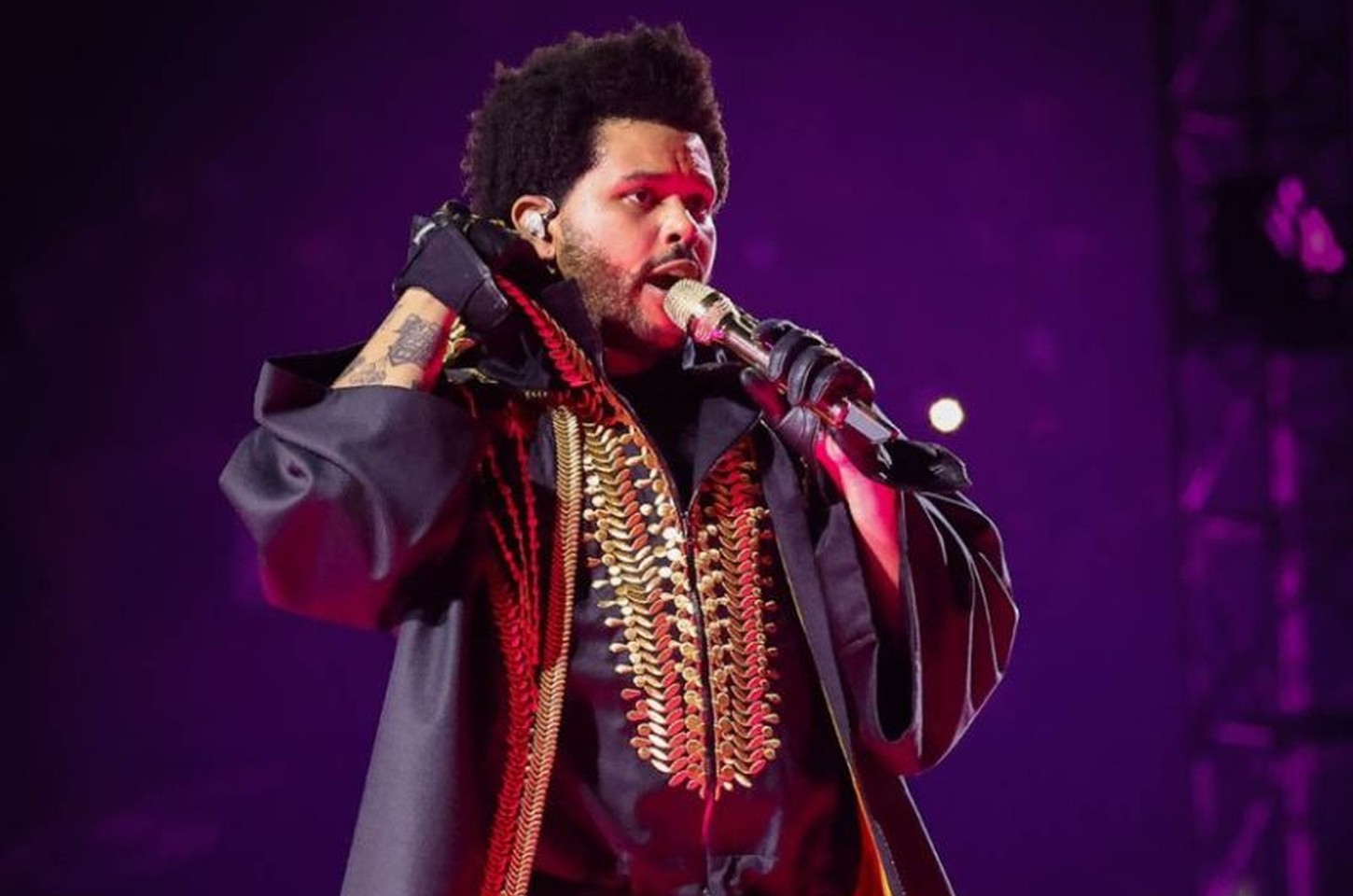 The Weeknd anuncia shows no Brasil em 2025 após recordes históricos