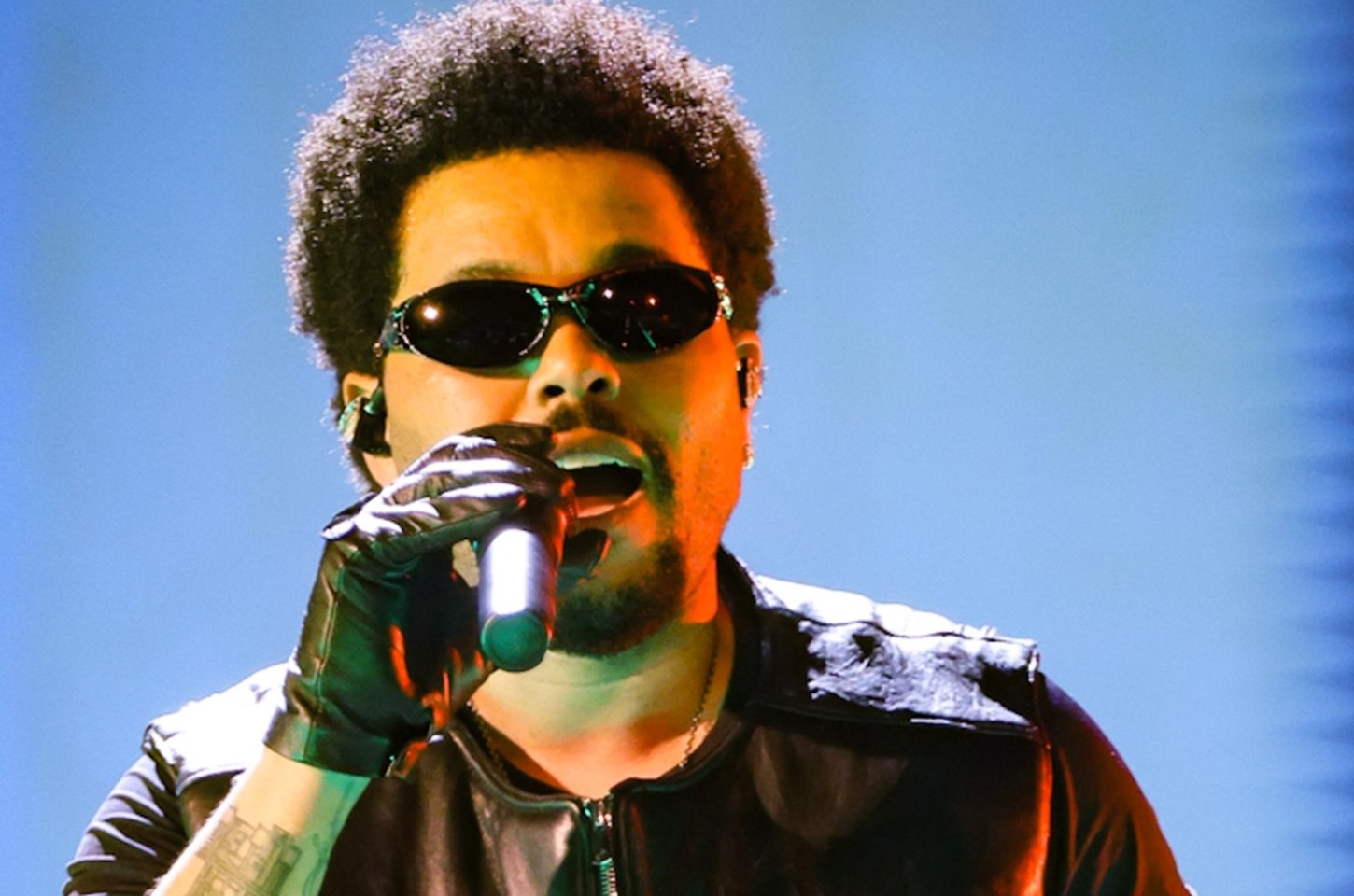 The Weeknd fatura US$ 298 milhões em 2025 e é o músico mais bem pago do mundo, segundo Forbes