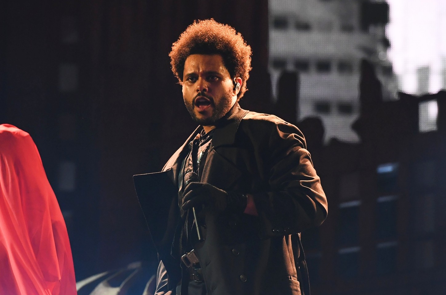 The Weeknd retorna ao Brasil com nova era e gratidão aos fãs