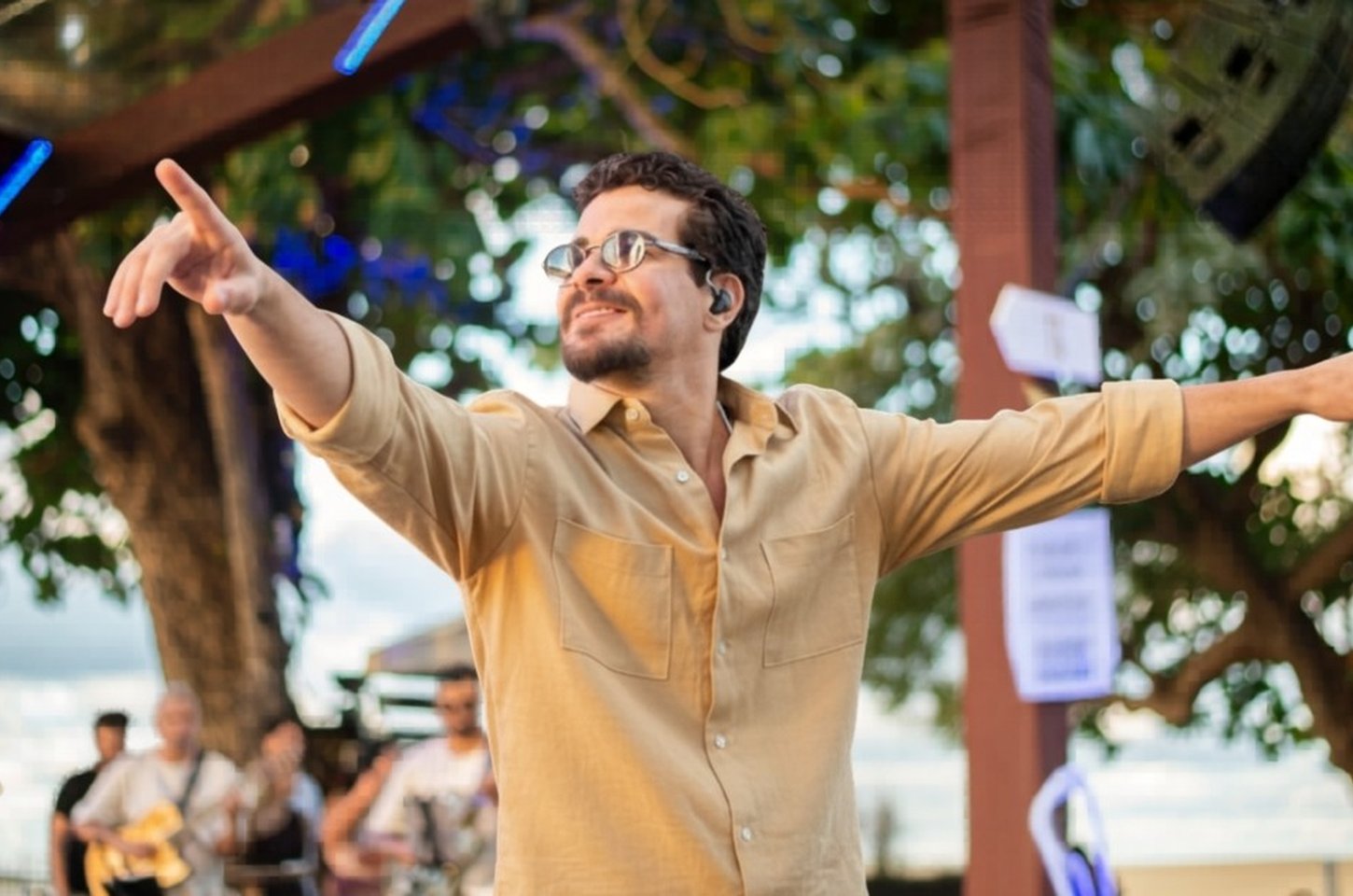 Thiago Martins celebra crescimento do 'Quintal do TG' e reverência aos mestres