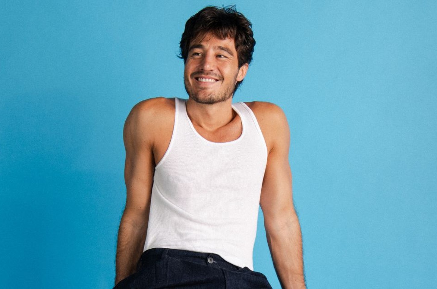 Tiago Iorc celebra 10 anos de 'Troco Likes' com turnê e edição especial