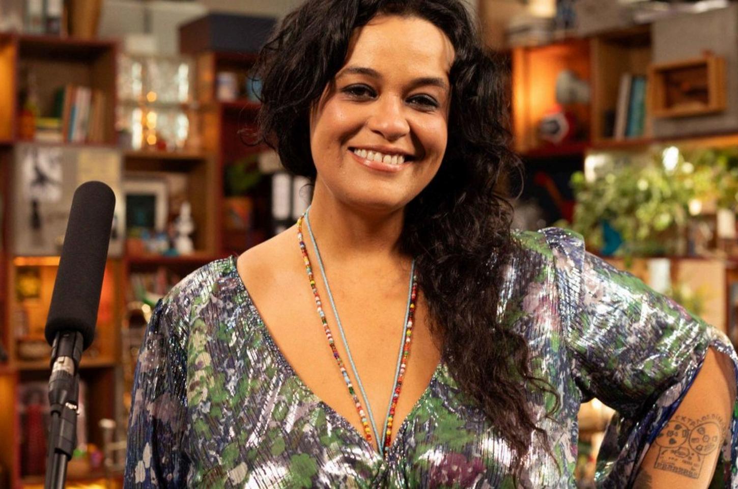 Tiny Desk Brasil celebra 8M com Tulipa Ruiz e música autoral feminina