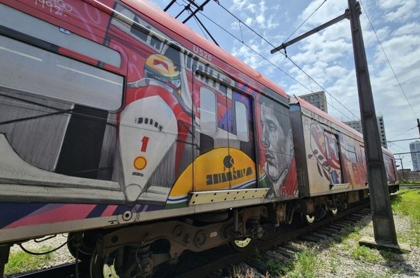 Trem de Ayrton Senna circula em São Paulo no aniversário da cidade