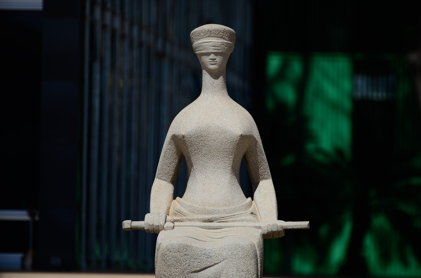 Três anos após 8 de janeiro, STF condena 1.399 por atos golpistas