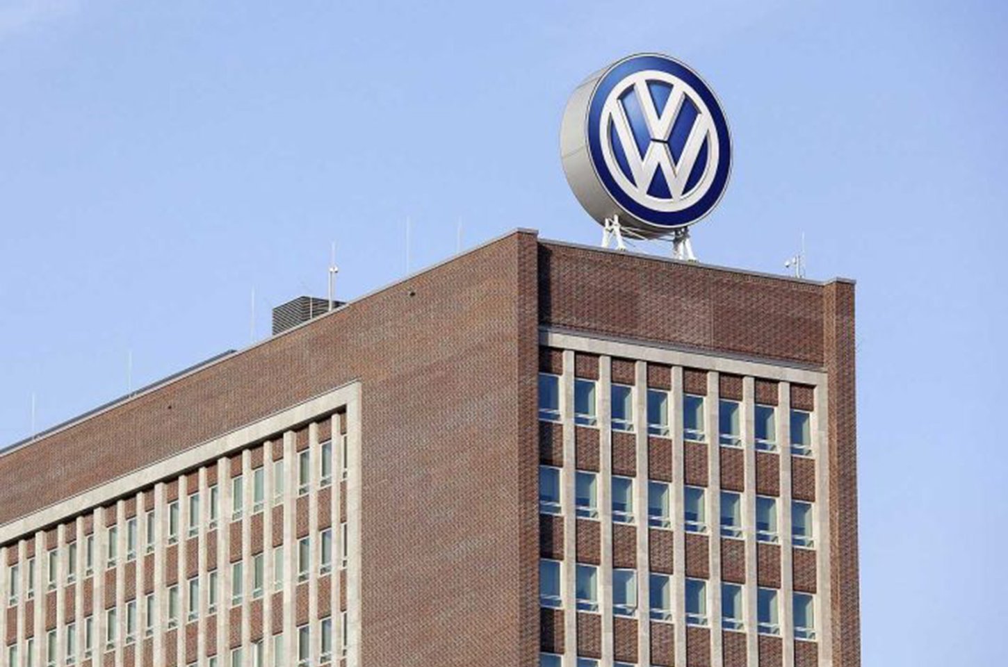 TRT8 mantém condenação da Volkswagen por trabalho escravo na ditadura