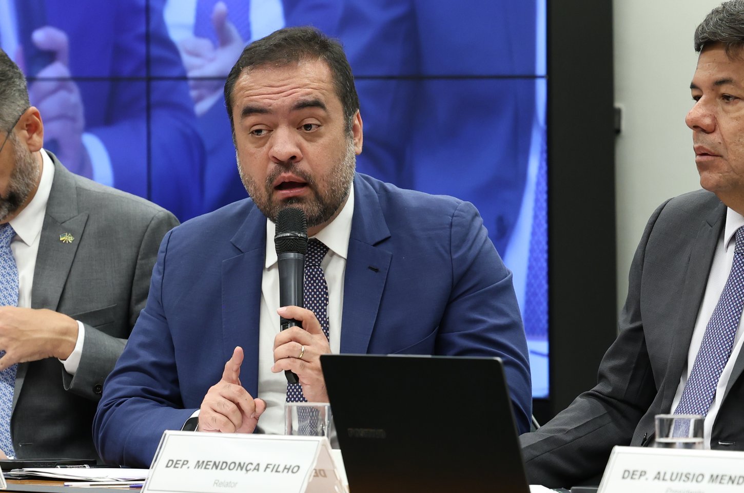 TSE retoma julgamento sobre cassação do governador do Rio, Cláudio Castro