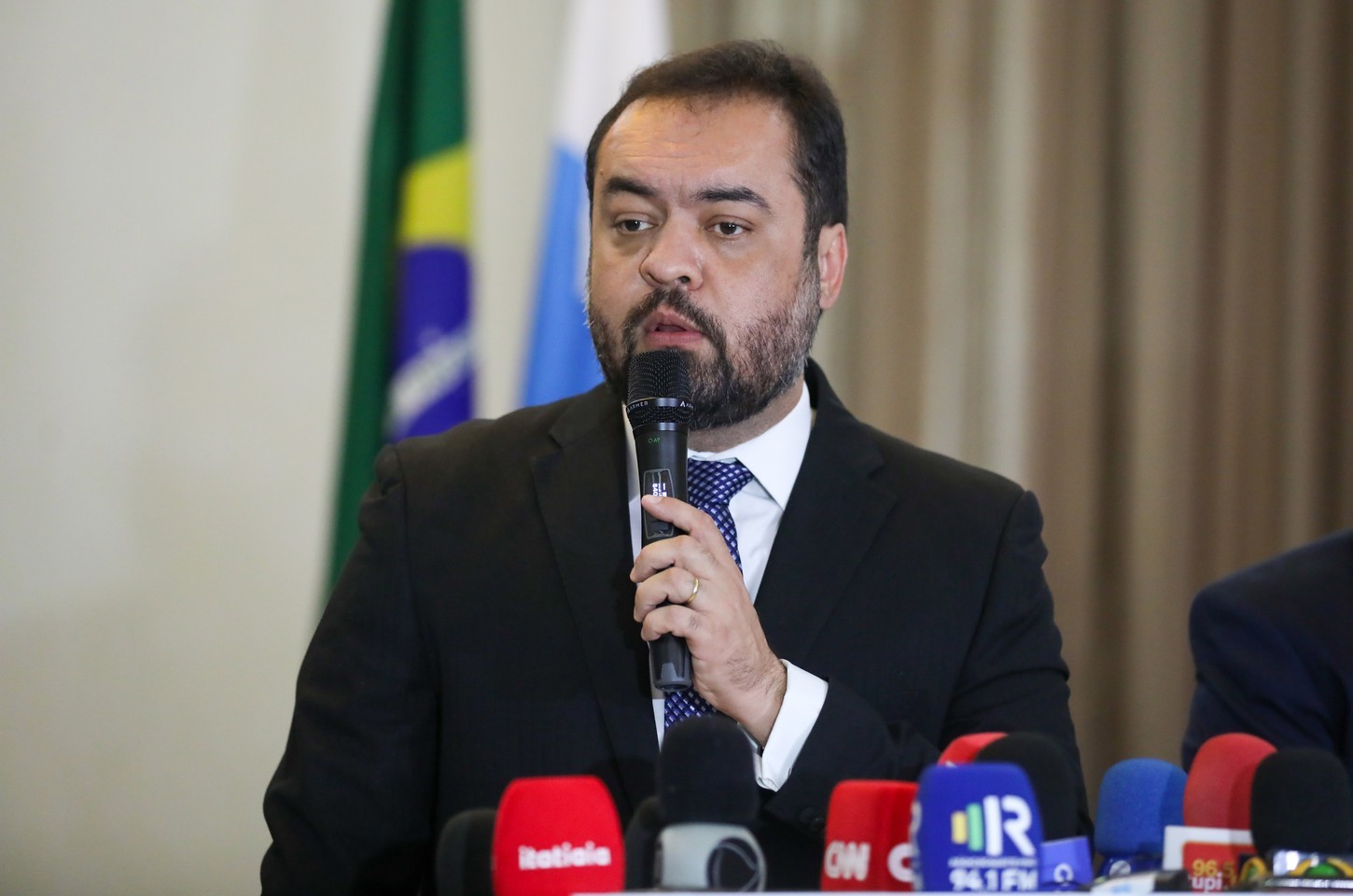 TSE retoma julgamento sobre cassação do governador do Rio de Janeiro