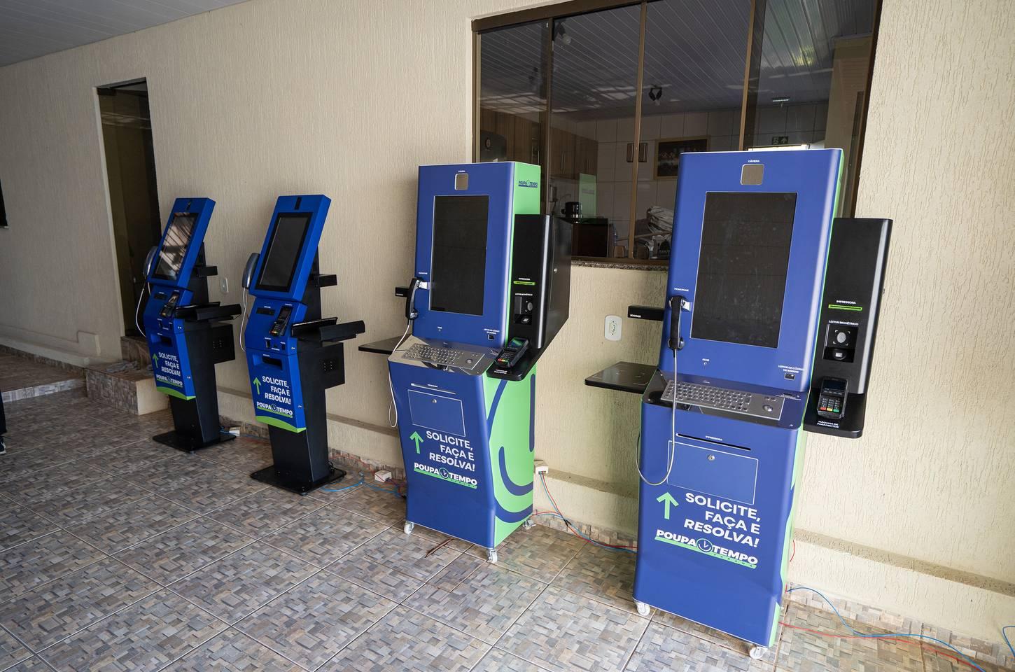 Unidade itinerante do Poupatempo atende vítimas do tornado no Paraná