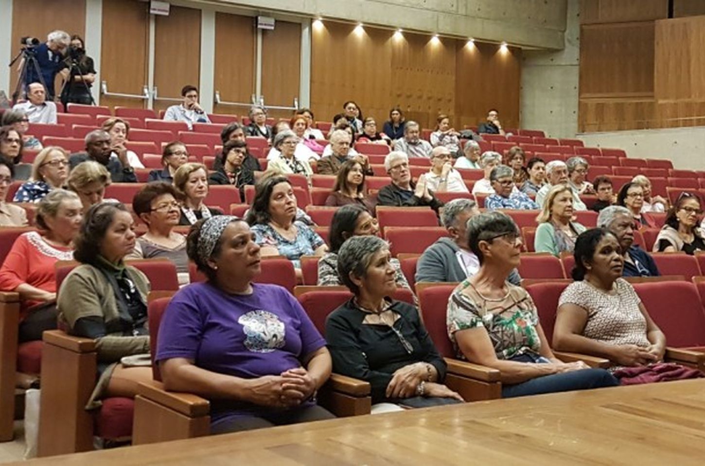 USP 60+ abre 6,5 mil vagas gratuitas para maiores de 60 anos