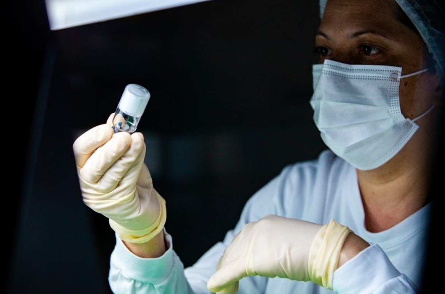 Vacina do Butantan freia replicação do vírus da dengue, mostra estudo