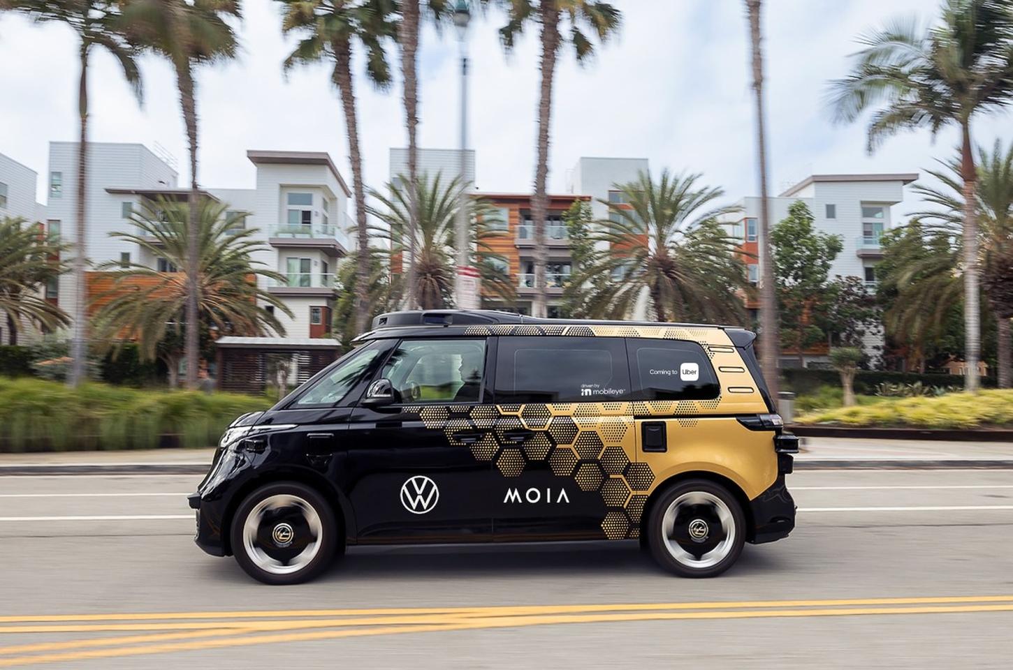 Volkswagen e Uber testam micro-ônibus autônomos em Los Angeles