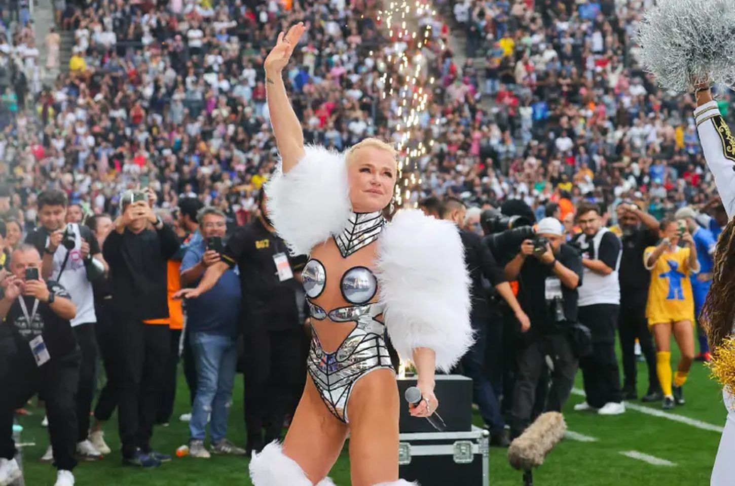 Xuxa amplia turnê com novas datas em Curitiba e Belo Horizonte