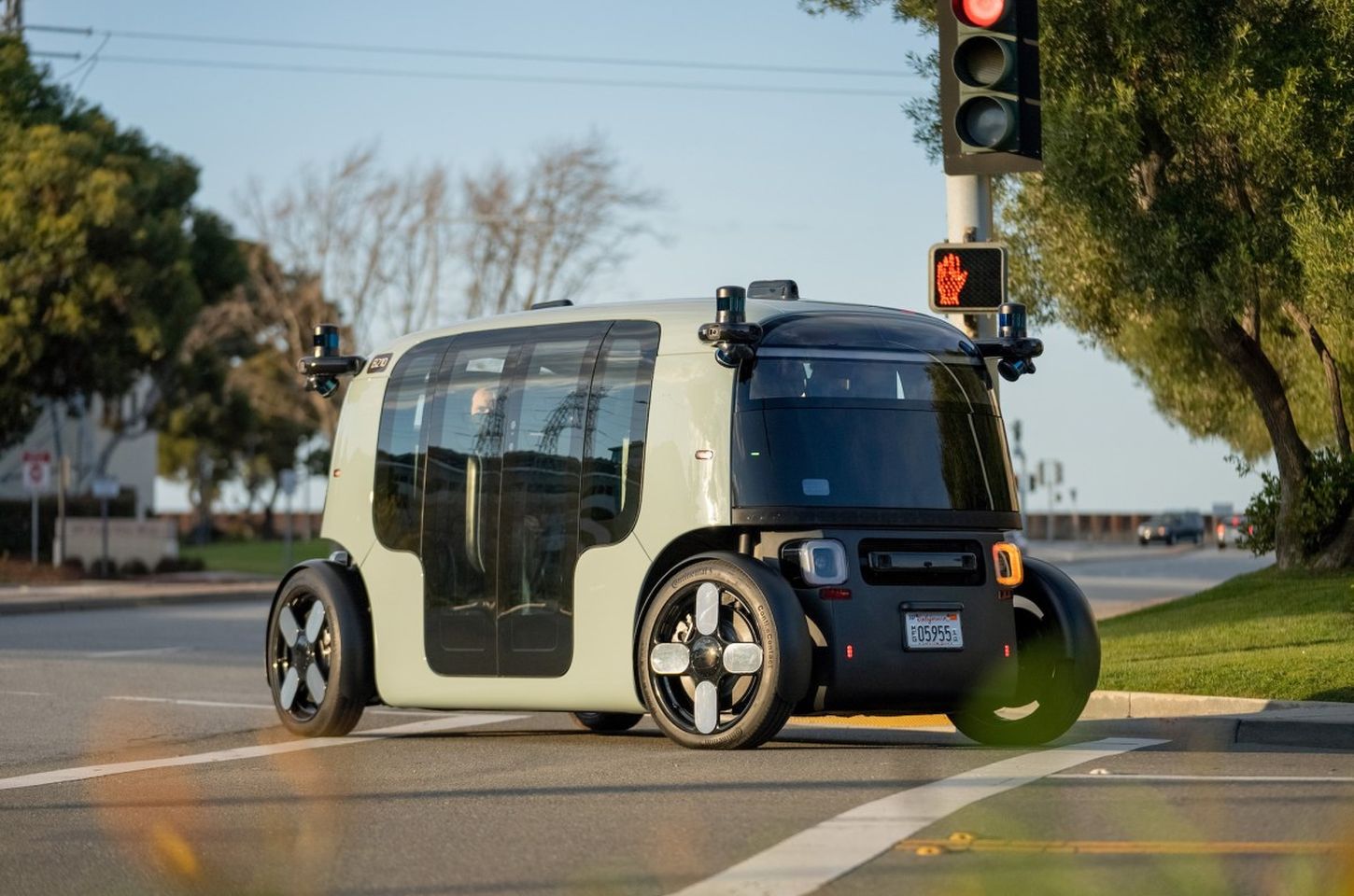 Zoox e Uber unem forças para lançar táxis autônomos em Las Vegas